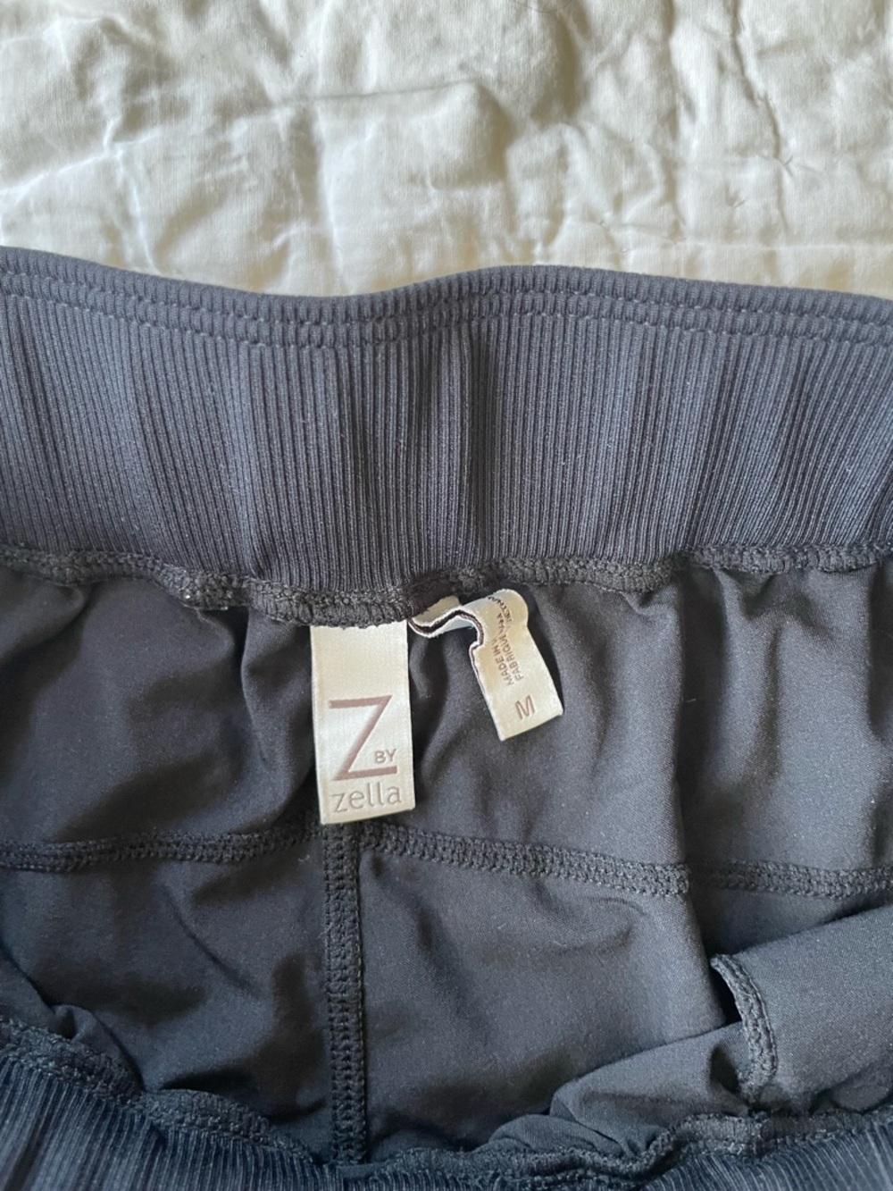 Women’s Elastic Waist Pull-On Shorts — size M - Picture 7 of 7
